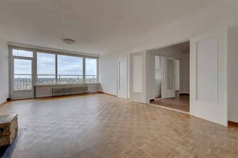 Appartement te huur Wilrijk 3 slaapkamers terras gerenoveerd