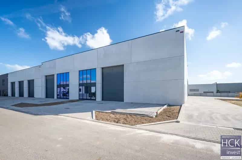 Nieuwbouw KMO unit 298m² te Hoogmolen