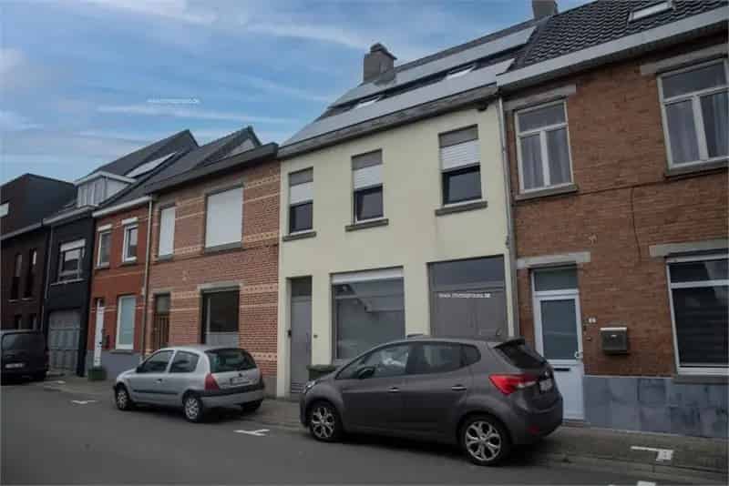 Huis te koop Wetteren: 5 slaapkamers, garage, tuin, 12 zonnepanelen