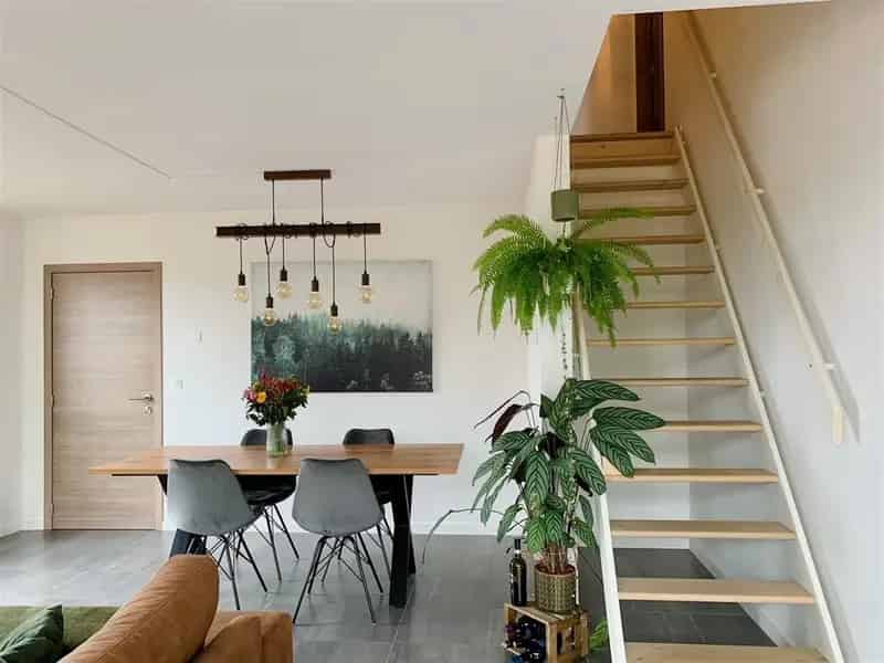 Ruim Duplex Appartement te Huur 2 slaapkamers Terras