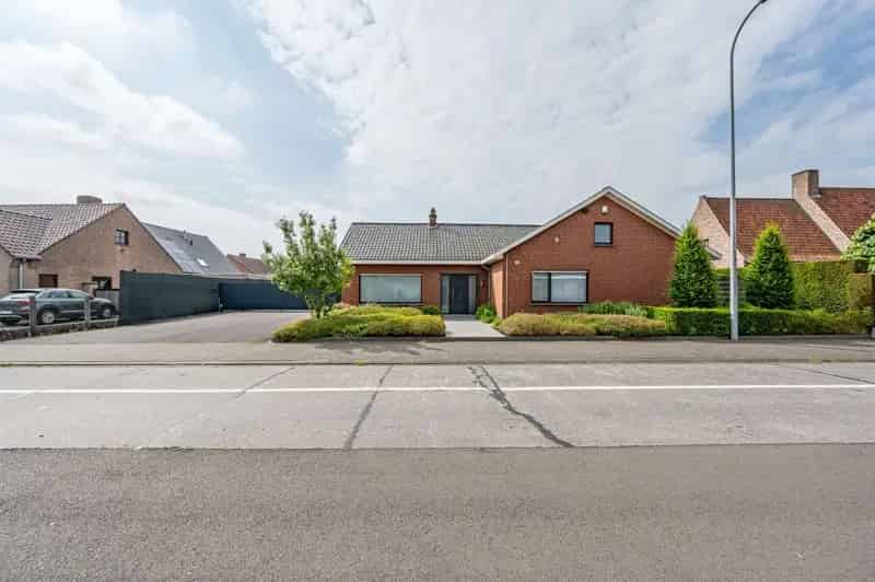 Huis te koop Oostrozebeke Centrum