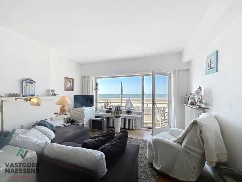 Appartement te koop: Zeezicht, 2 slaapkamers, terras