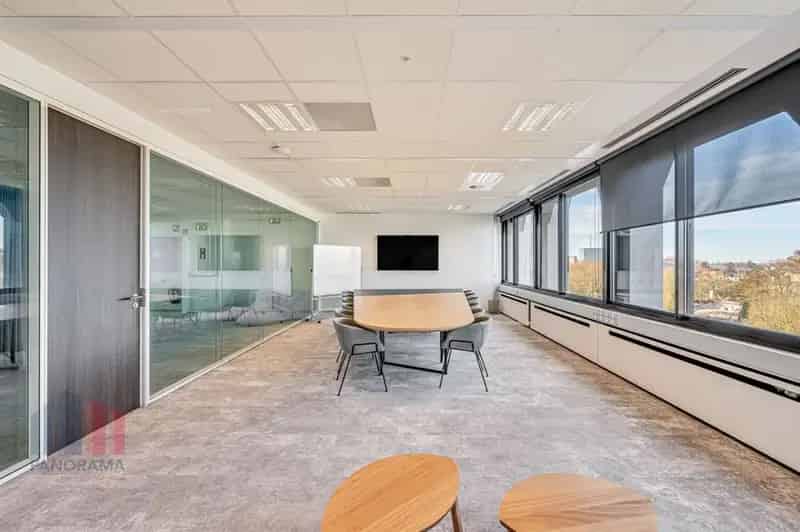 Kantoorruimte te Huur Gent 250m² Nabij E40 E17