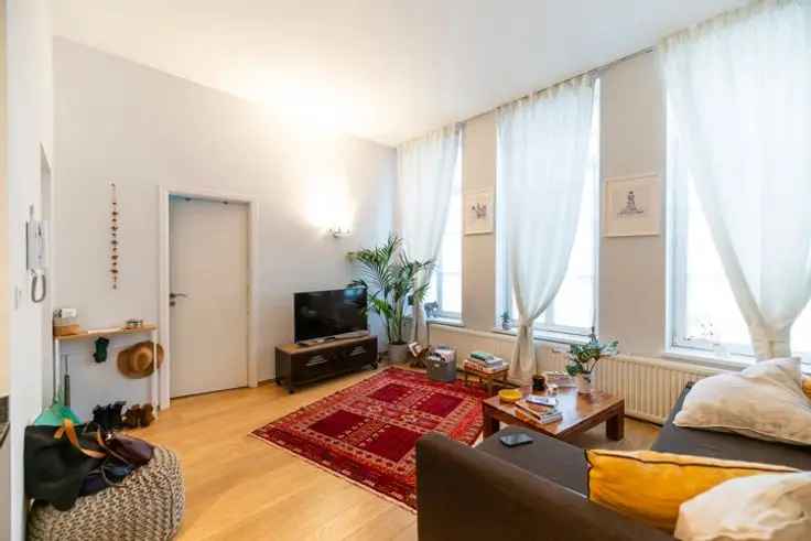 Appartement te huur in Ixelles met unieke kenmerken