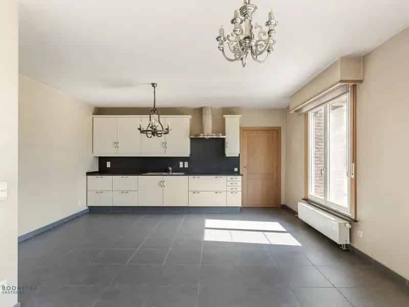 Huis te koop Putte: 2 woonentiteiten, grote tuin, dubbele garage