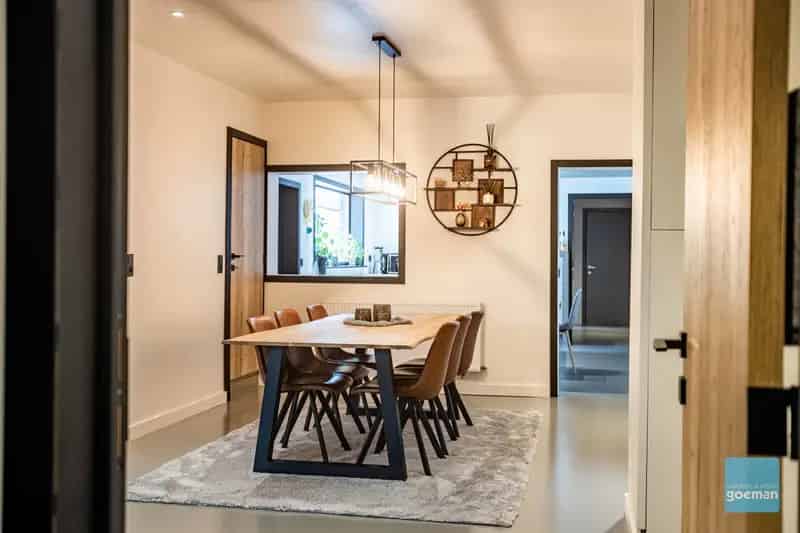 Gerenoveerde Halfopen Bebouwing Schellebelle 3 slaapkamers