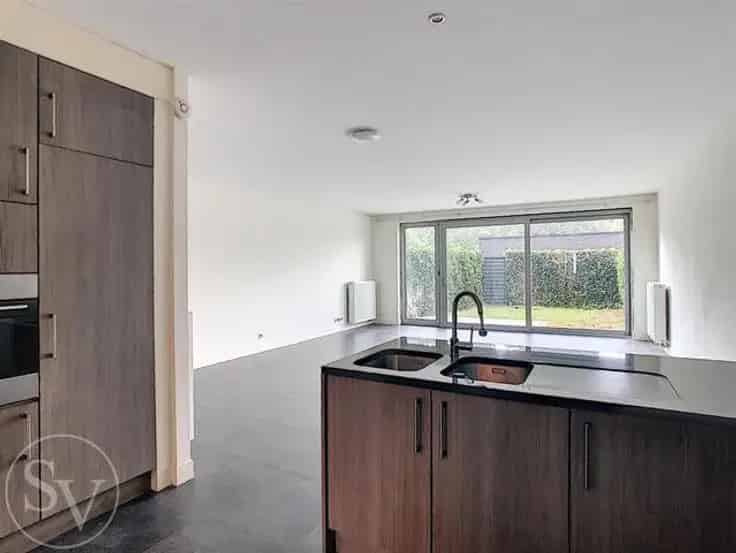 Gelijkvloers Appartement te Koop Kapellen 2 slaapkamers Tuin Garage