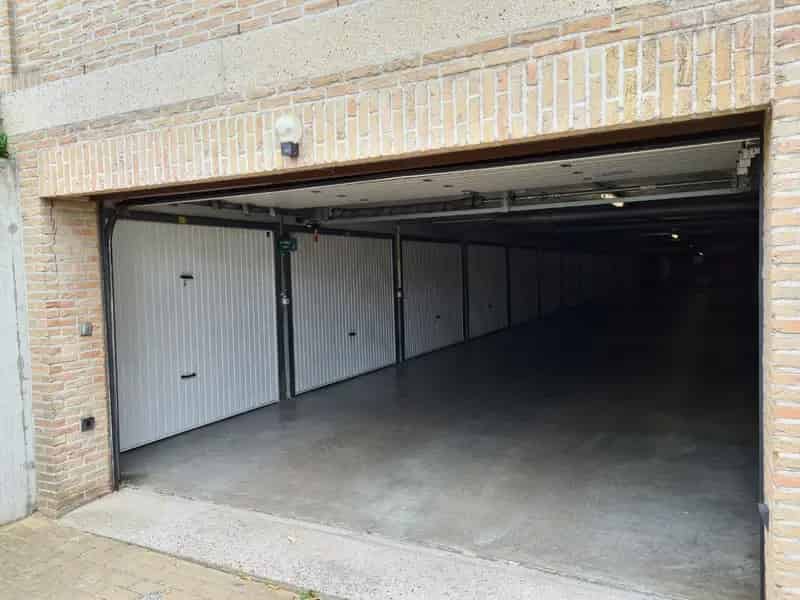 Garage Oostduinkerke Bad Te Koop
