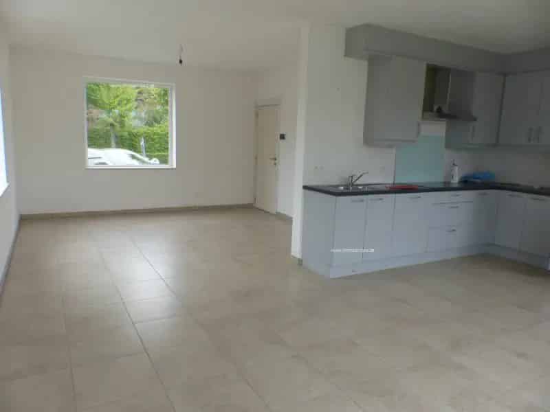 Ruime woning te huur 3 slaapkamers Moerbeke Waas