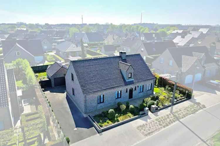 Villa te Lichtervelde 2 tot 4 slaapkamers Garage 835m²