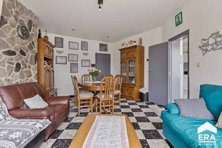 Huis Te Koop Sint-Pieters-Leeuw 3 slaapkamers Tuin 128m²