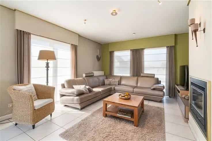 Huis Te Koop Lochristi: Vrijstaande Woning met Tuin en Lounge