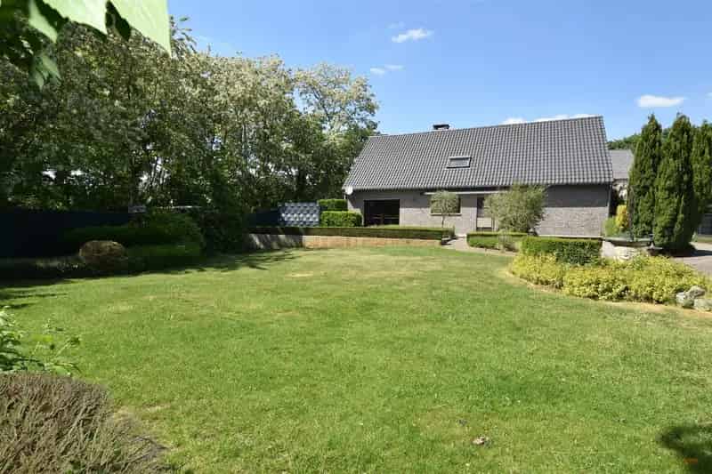 Ruime gezinswoning te huur in Lummen 4 slaapkamers