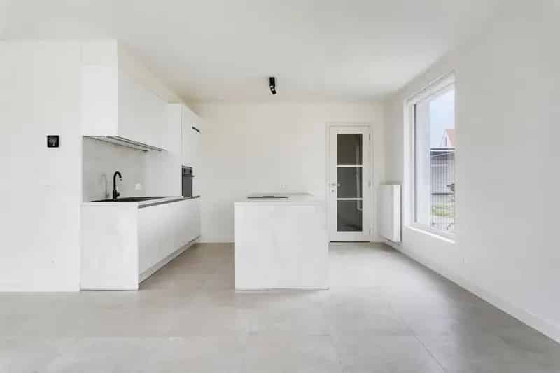 Nieuwbouwwoning te Deinze: 4 slaapkamers, garage & zonnepanelen