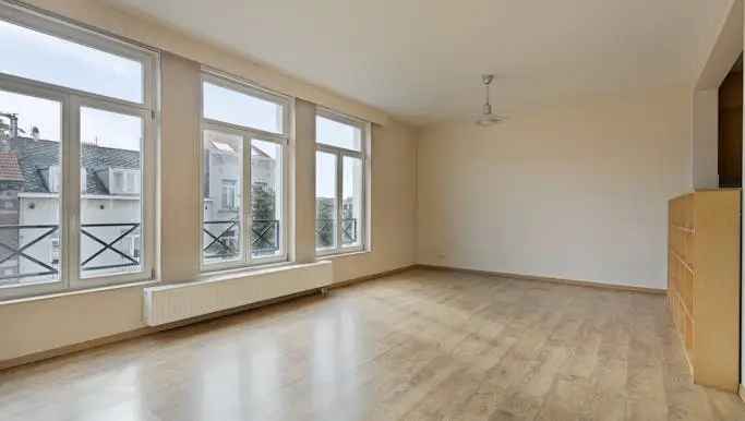 Appartement te koop in Rue Royale-Sainte-Marie - Koninklijke Sinte-Mariastraat 7, Schaarbeek - Dewaele