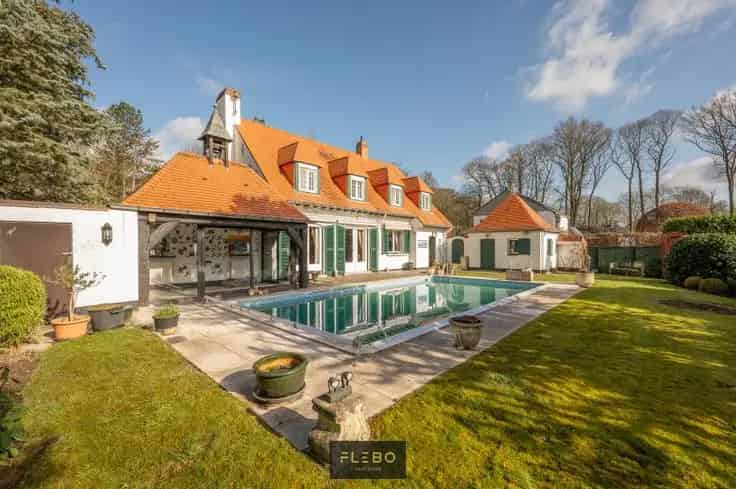 Statige Villa Te Koop Nabij Brugge Centrum