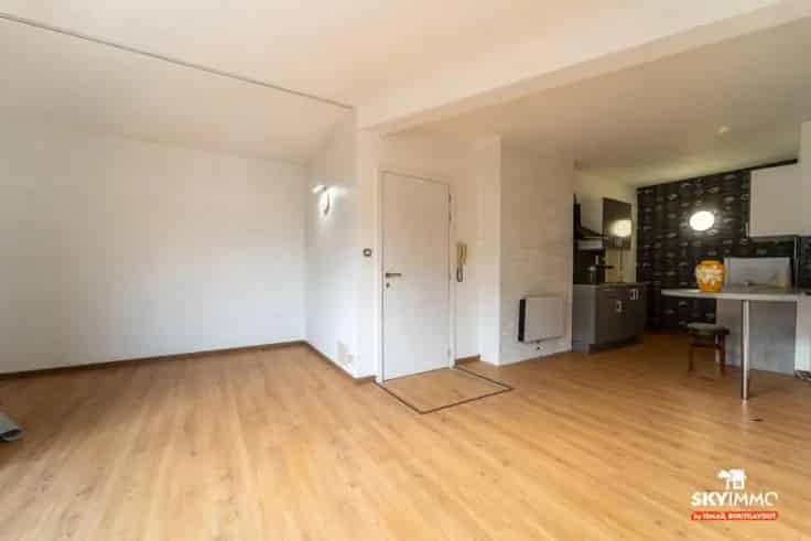 Studio te Koop Luik 34m2 Licht Rustig Centrum