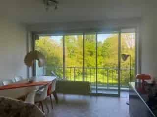 Appartement te huur Linkebeek 65m² - 2 Terrassen - Nabij openbaar vervoer