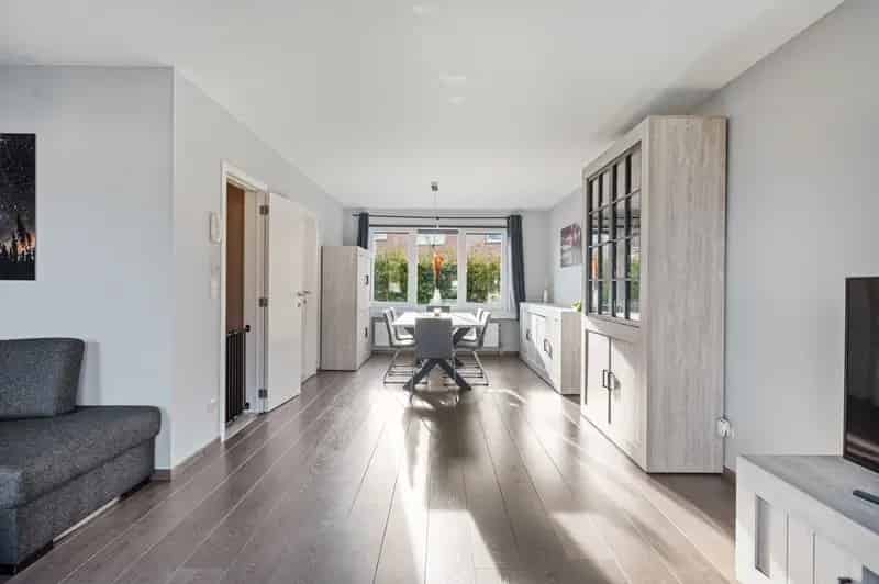 Instapklare woning EPC B zonnige tuin rustige buurt