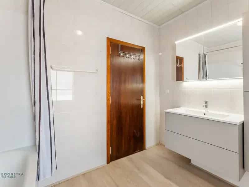 Gerenoveerde Rijwoning te Putte 2 slaapkamers terras