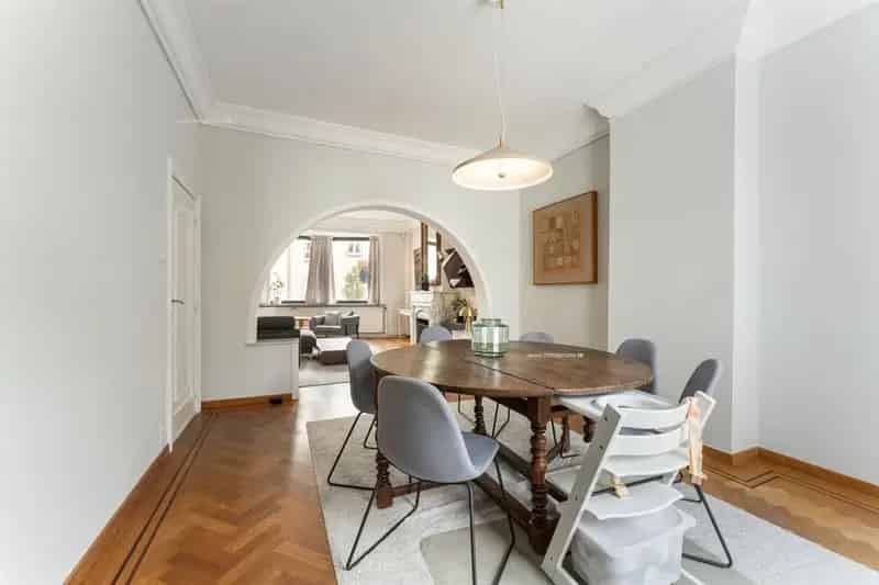 Herenhuis te koop Oostende 4 slaapkamers 265m² gerenoveerd