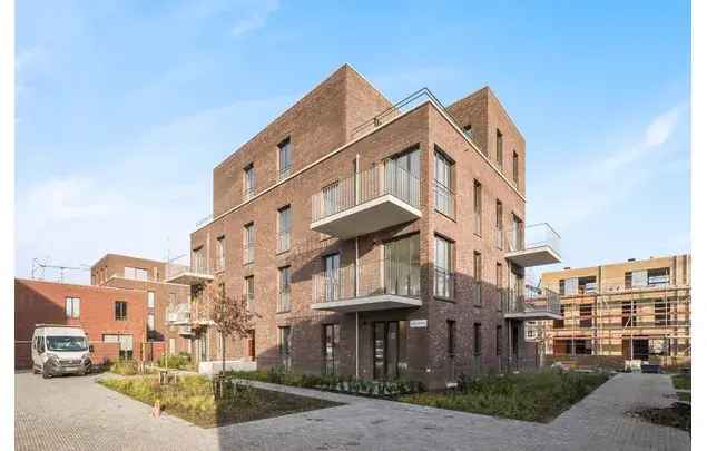 Huur 2 slaapkamer appartement van 75 m² in Antwerp