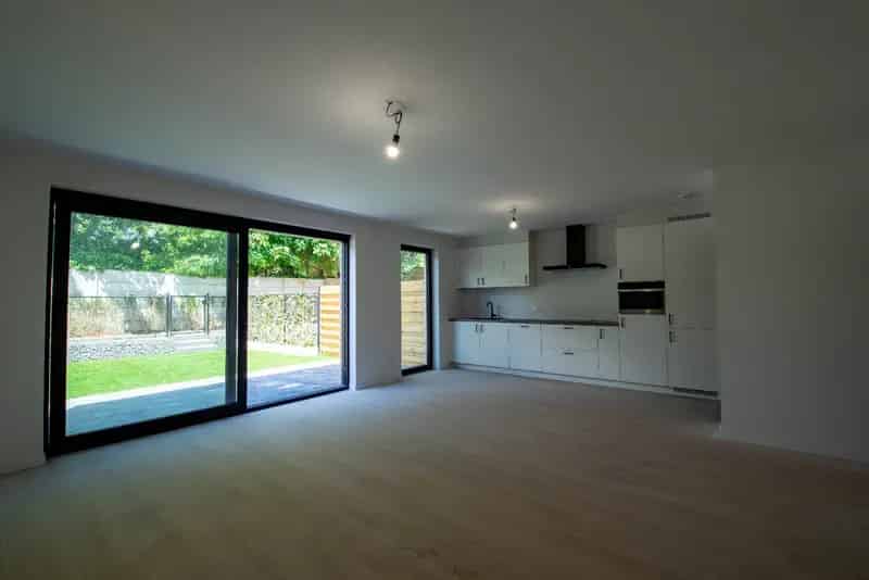 Modern BEN Appartement te Halle Zoersel 81m2 Prive Tuin