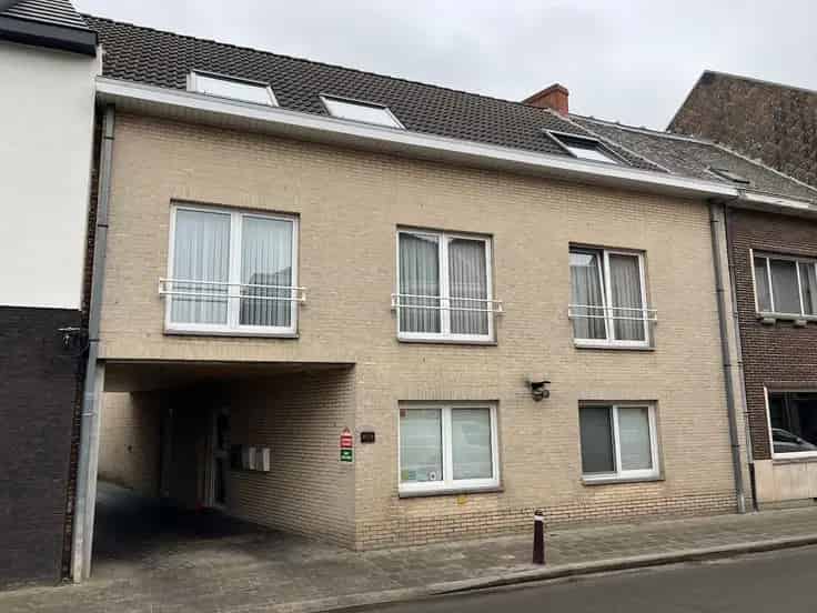 Penthouse Te Koop Aalst: Ruime 2 Slaapkamers Instapklaar