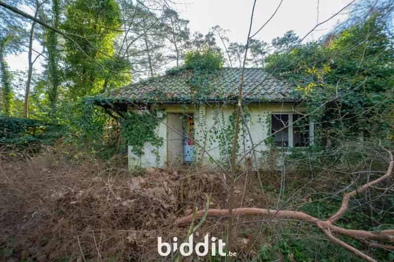 Grond met af te breken woning: Renovatieproject