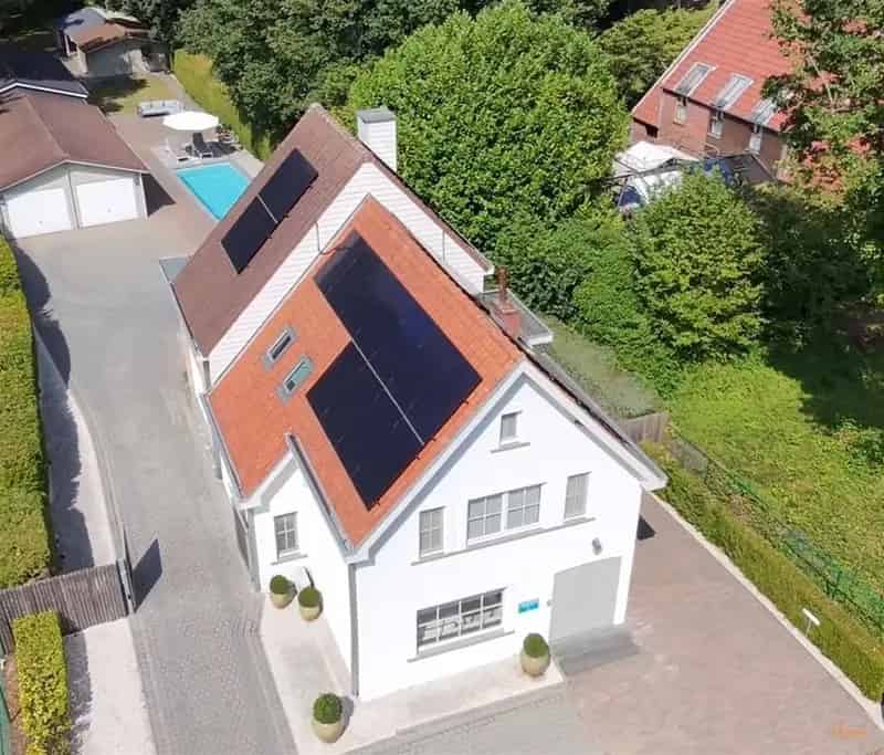 Huis te huur Houthalen: Gezinswoning met Zwembad en Praktijkruimte