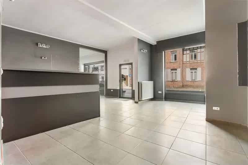 Handelspand Toplocatie Enorme Visibiliteit