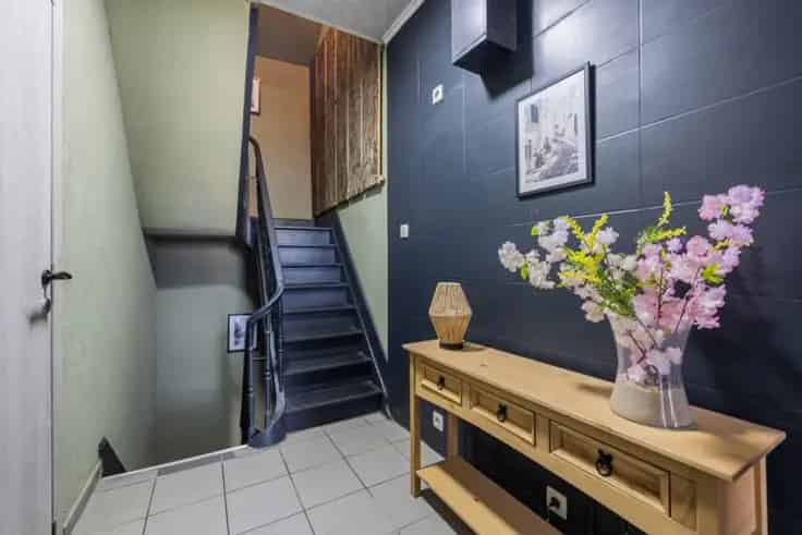 Appartementsblok Gilly Te Koop Investering 2 Huizen Studio