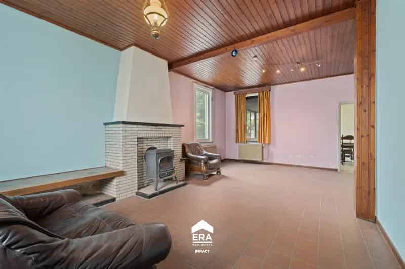 Huis te koop Bree: 4 slaapkamers, te renoveren