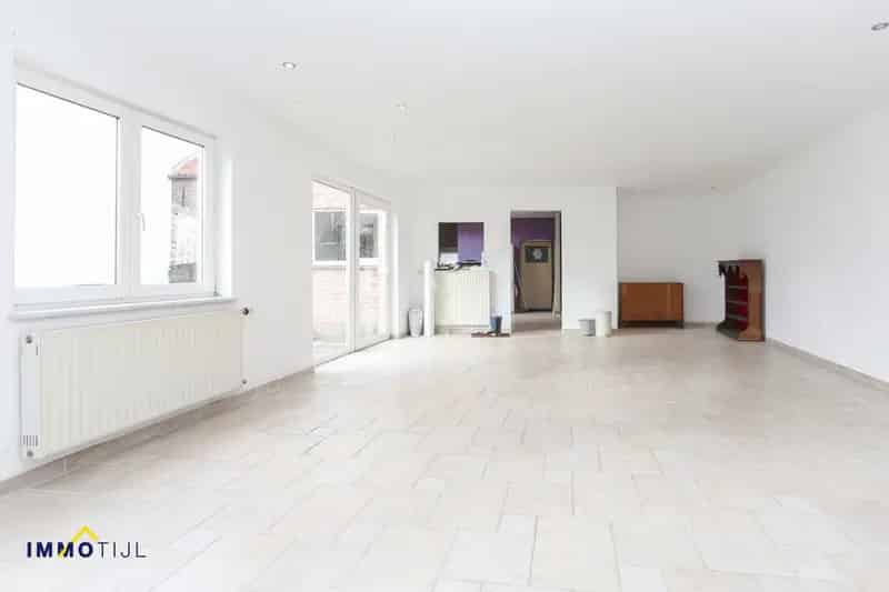 Ruime woning 6 kamers prachtige tuin Meldert