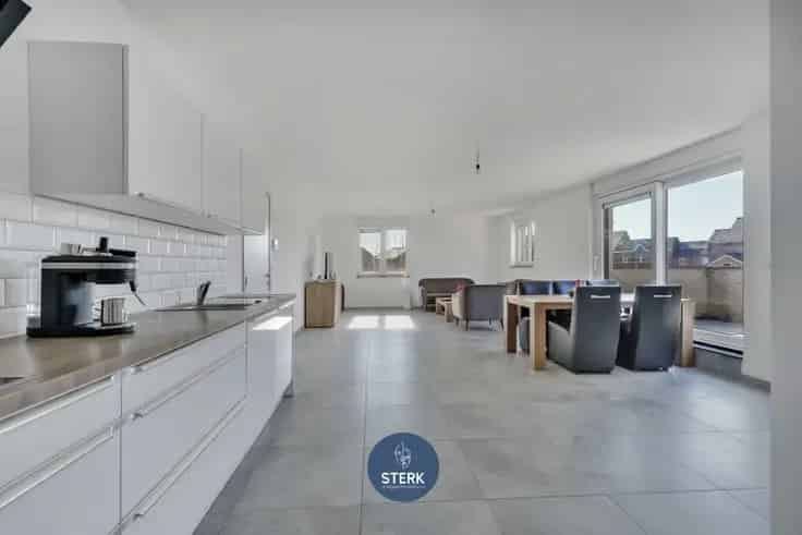 Energiezuinig Duplex Appartement 4 Slpk Smeermaas Lanaken