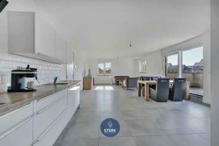 Energiezuinig Duplex Appartement 4 Slpk Smeermaas Lanaken