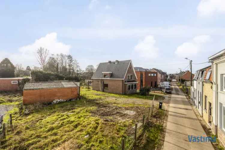 Koop bouwgrond in verkeersluwe straat nabij dorpskern Lede