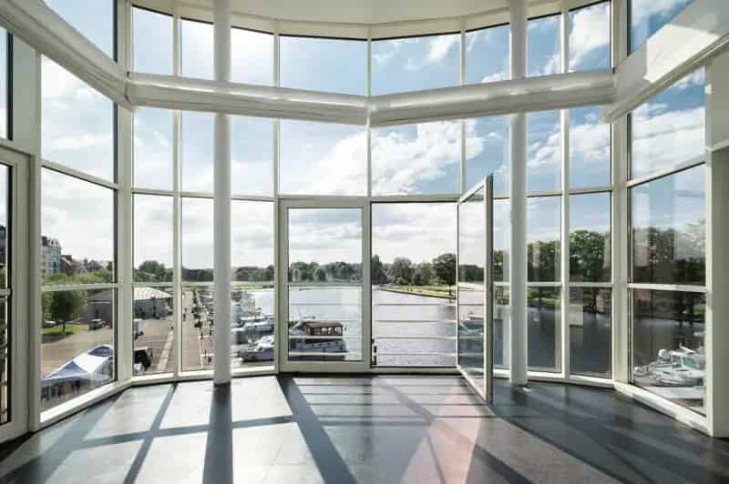 Dakappartement Hasselt 191m² - Luxe - Kanaalzicht - 2 Terrassen