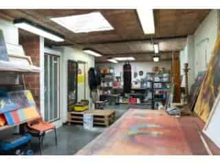 Industrieel Gebouw te Koop Moeskroen 84m²