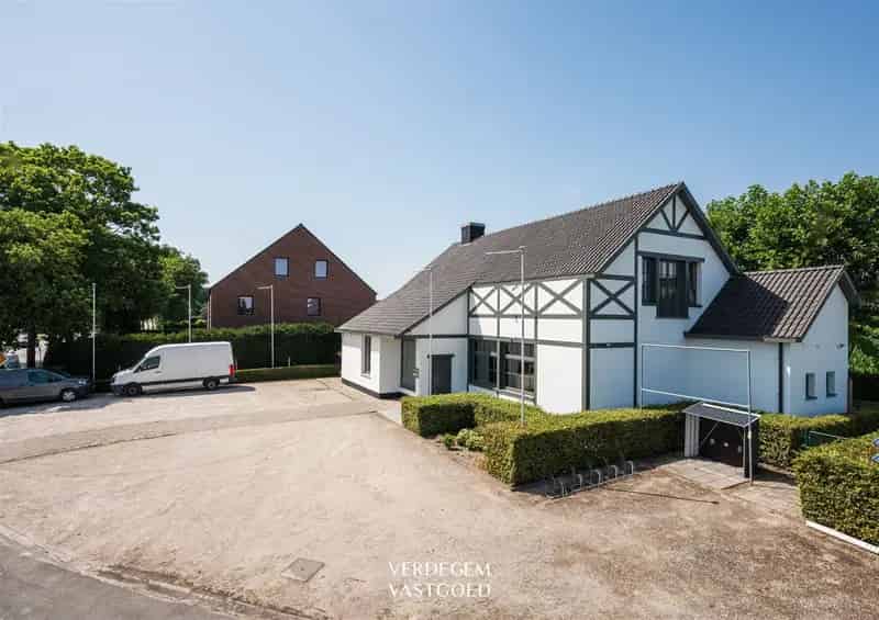 Handelspand met Woonst Horeca Kantoren