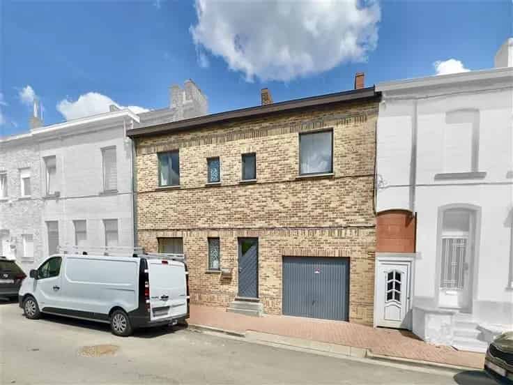 Huis Te Koop Châtelineau 6 Slaapkamers Grote Tuin