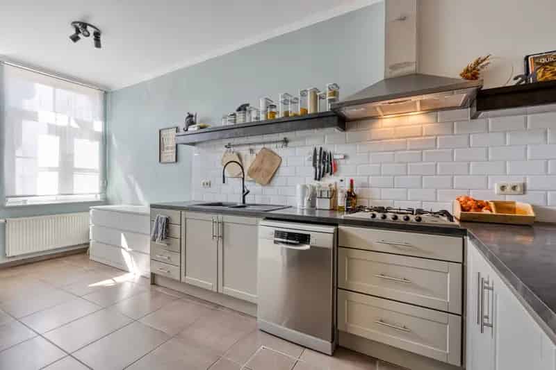 Huis te koop Geel: Instapklare gerenoveerde stadswoning