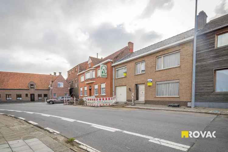 Statige en zeer ruime woning met 6 kamers en uitweg