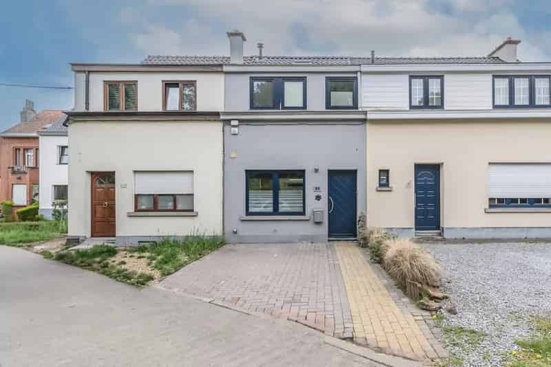 Gezellige gerenoveerde woning te Meise