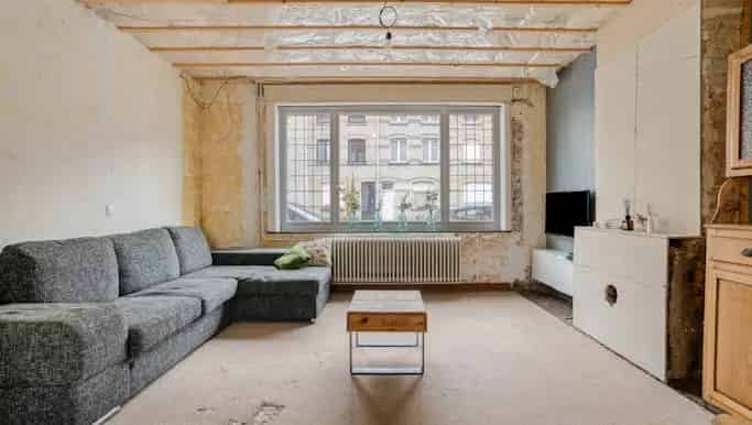 Huis te Koop Ieper 4 slaapkamers Zuidwest Tuin Zonnepanelen