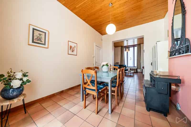 Huis 4 slaapkamers Ixelles - 261m² - Tuin - Garage