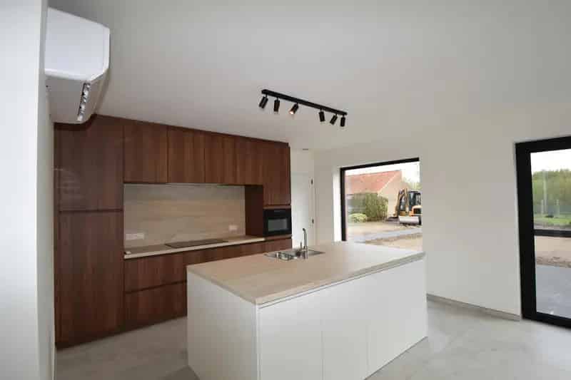 Moderne Nieuwbouwwoning 5 Slaapkamers Zuidgerichte Tuin