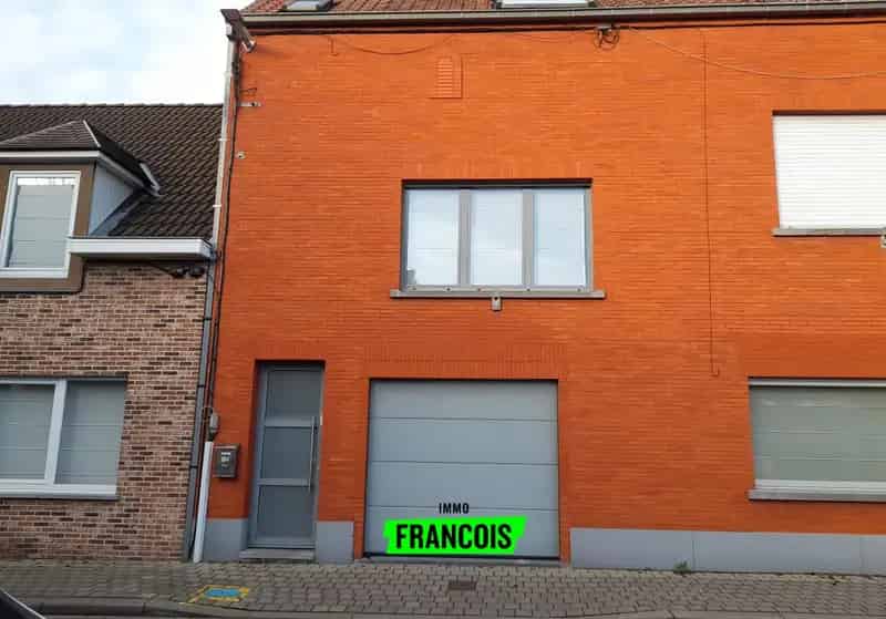 Rijwoning te Koop Wevelgem: Gezin of Investering