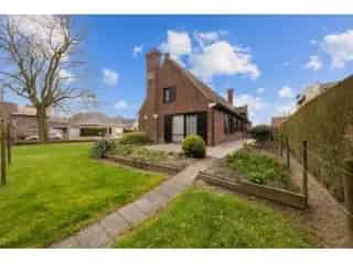 Huis te koop Roeselare 653m2 Zuidgerichte tuin