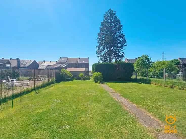 Viager Forchies-la-Marche: Huis met Garage en Tuin